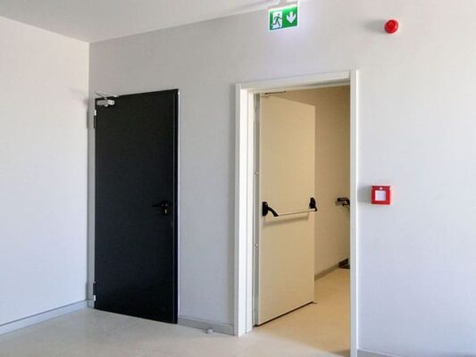 cua-thep-chong-chay-bac-ninh