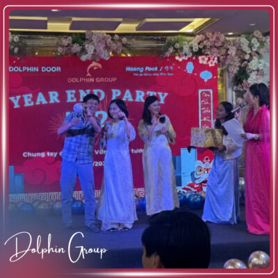 can-bo-nhan-vien-dolphin-group-trong-tiec-tat-nien
